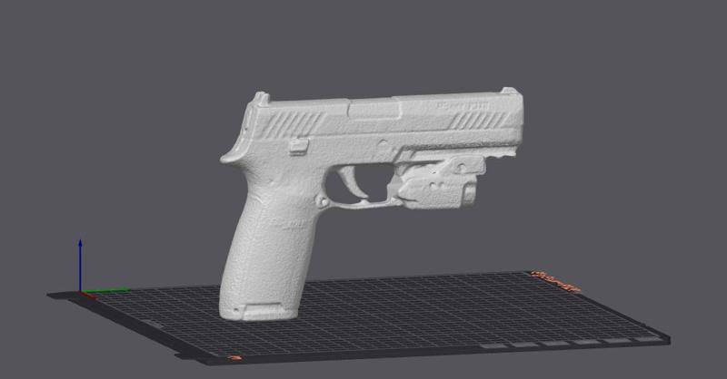 Sig Sauer P320 + Olight Baldr Mini