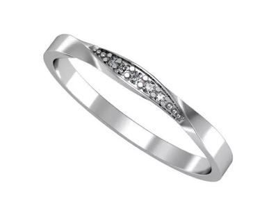 Twisted ring