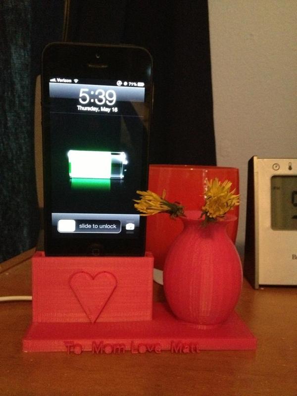 iPhone 5 Stand/Charging Dock with Flower Vase