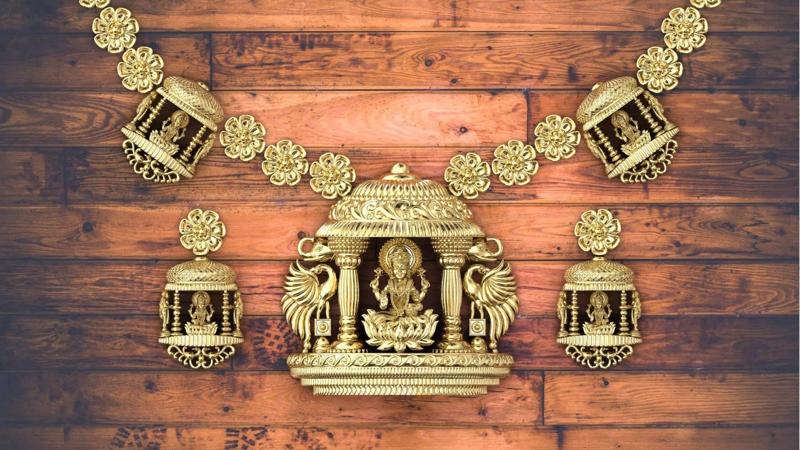 Lakshmi temple necklace