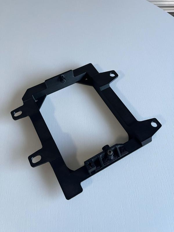 BMW E30 FACELIFT FOG LIGHT BRACKET 63171386039