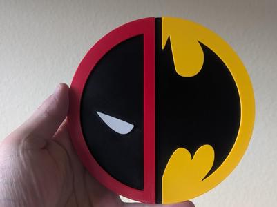 Deadpool - Batman Emblem + Stand