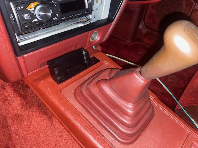 Nissan Z31 Console Phone Holder