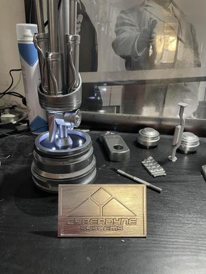 TERMINATOR 2 1/1 scale arm