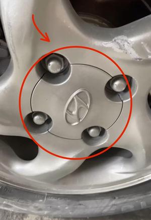 Hyundai Elentra rim hub wheel hub wheel cap