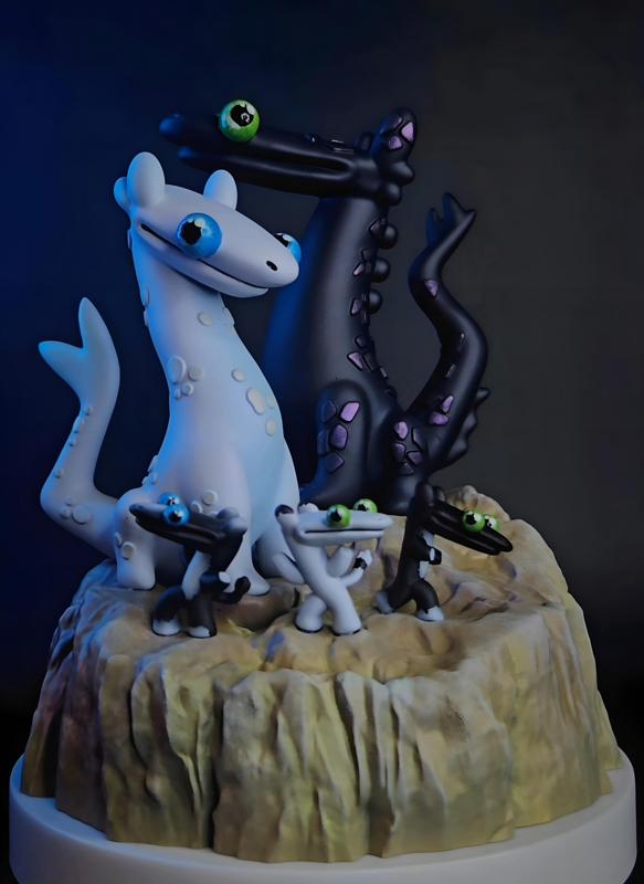 Toothless and his family