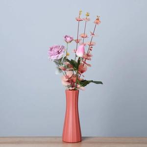 LILY LANE VASE