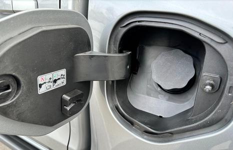 2023+ GMC Canyon/Chevy Colorado Capless Fuel Cap