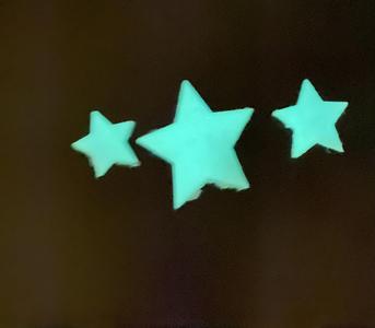 glow in the dark bedroom stars