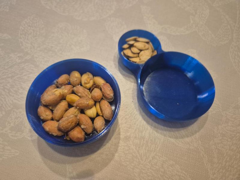 Nuts Cups