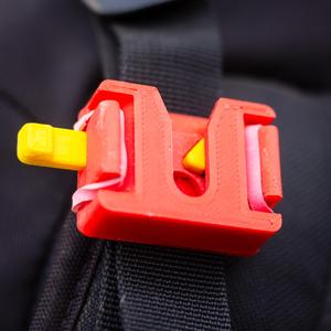 The best fdm LENS CAP HOLDER known to humankind (until a better one would appear)