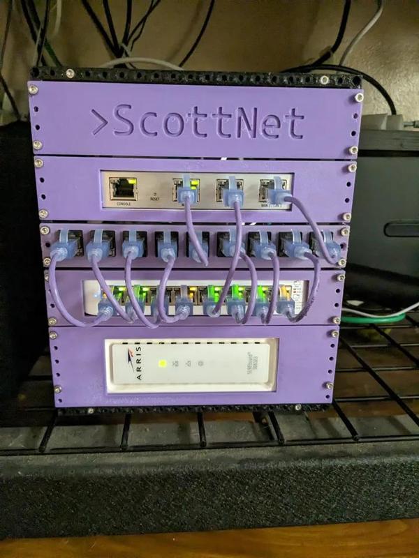 Unifi Lite 8, USG, and SB8163 19cm network rack mounts