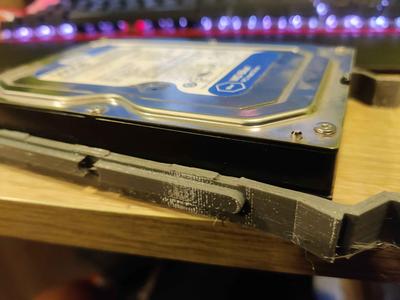 A generic hdd caddy for a 3.5" hard drive