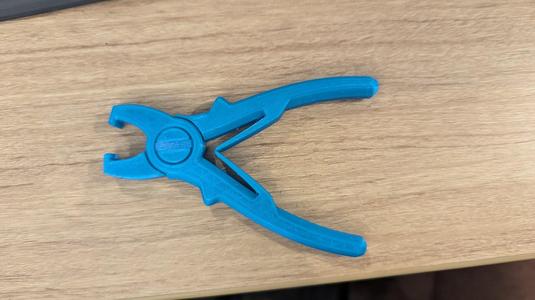 Over-engineered JST connector pliers without lanyard hole