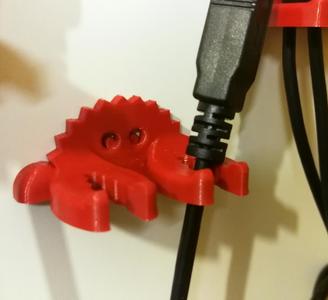 Crab the Usb Cable Manager