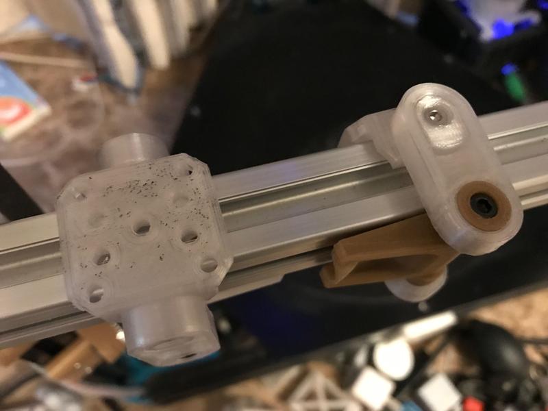 2020 Extrusion Universal Quick Release Platform