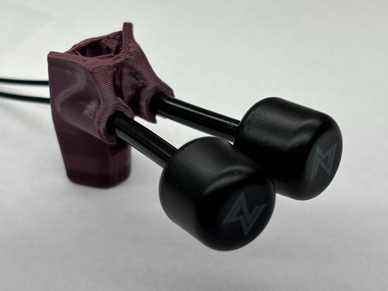 Dual antenna pigtail