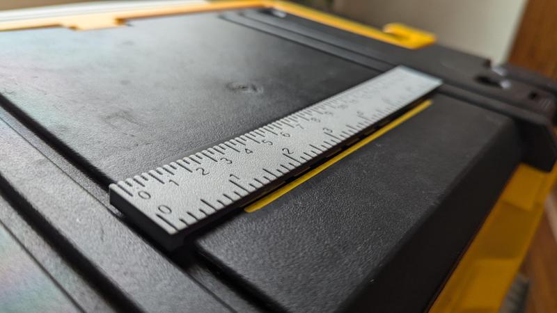 Inch and Metric Ruler/Scale