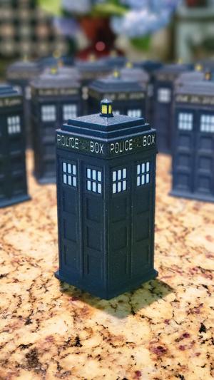 TARDIS Twisty Puzzle Easy Color