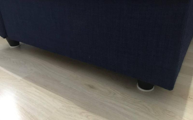Sofa riser (45mm). Used on IKEA FRIHETEN model.