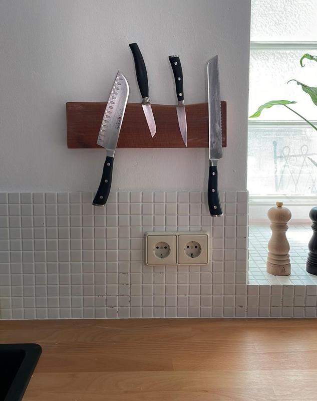 Magnetic knife holder