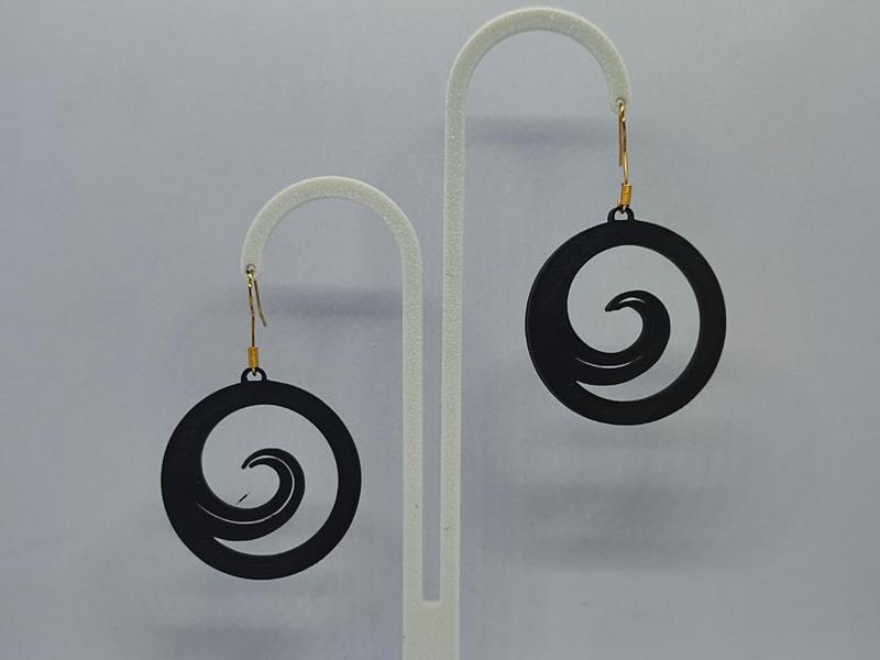 Loop Noir Earrings
