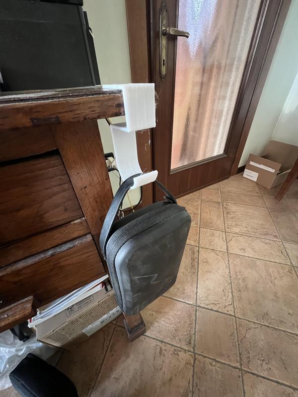 Porta borsa da tavolo