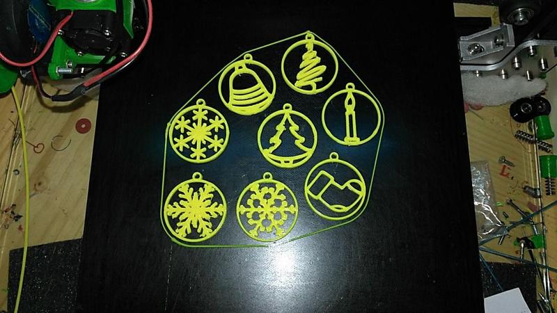 Christmas Tree Decorations - Weihnachtsbaumschmuck