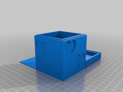 Box with secret room