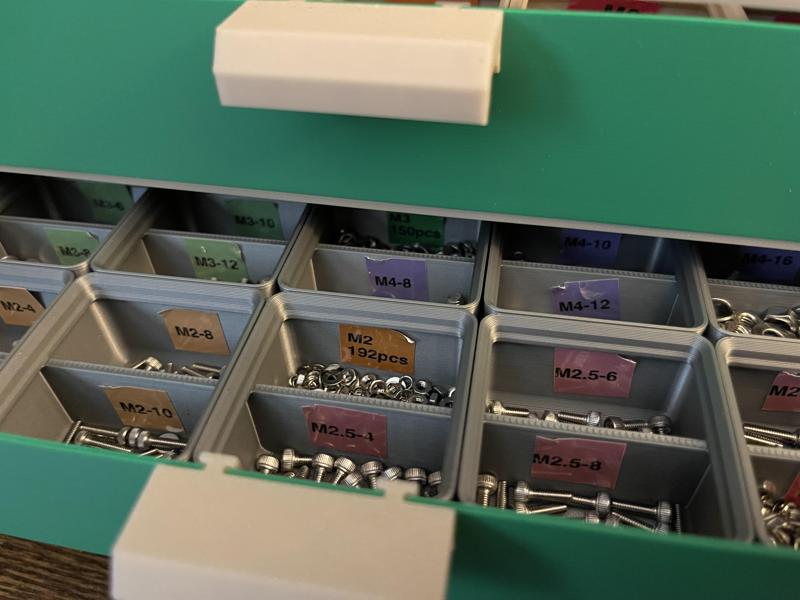 1x1x4 Gridfinity Bin w/ Divider