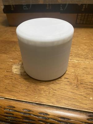 Simple Screw Top Container