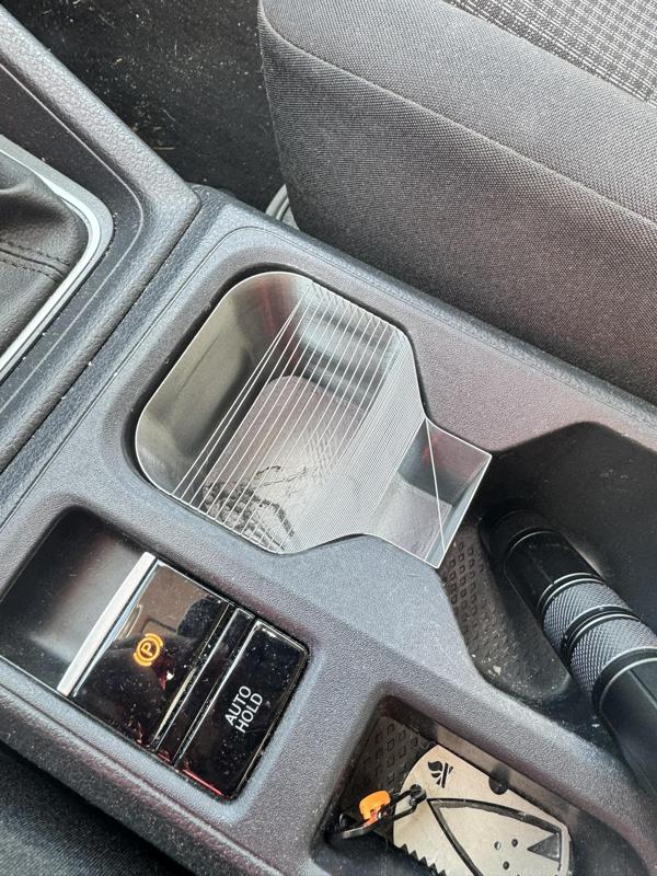 VW Caddy 5 / California Car cup holder