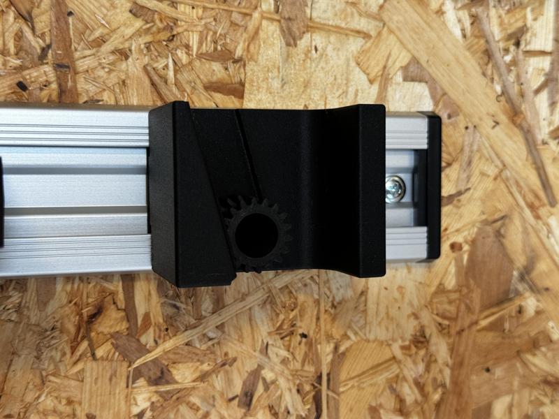 Gravity Broom Holder with Toolflex Mount