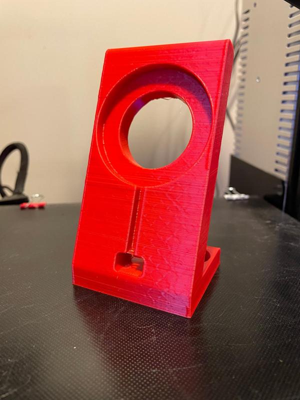 iPhone MagSafe Desktop Stand