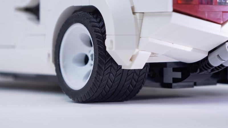 Realistic wheels for Lego 10337 Lamborghini Countach