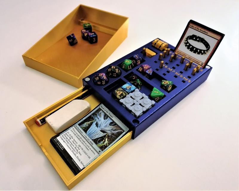 Dice Container w/ spelltracker & HP-Counter