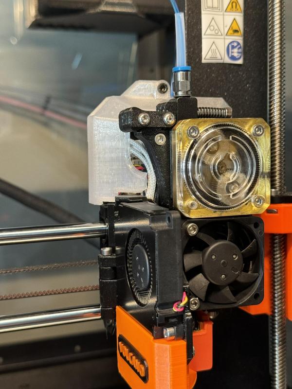 Loveboard cover with more cable clearance