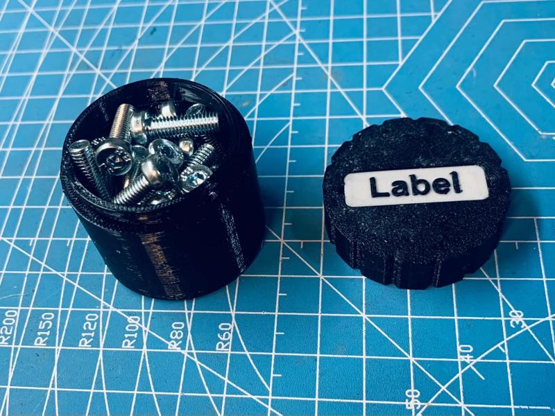 Magnetic Lidded Round Box