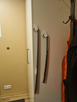 Shoehorn hanger