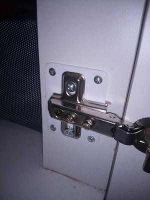 Remix - Plate for repairing furniture hinges from the body side