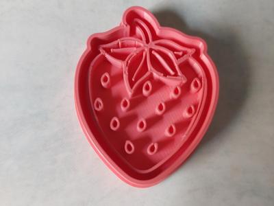 Strawberry Cutter