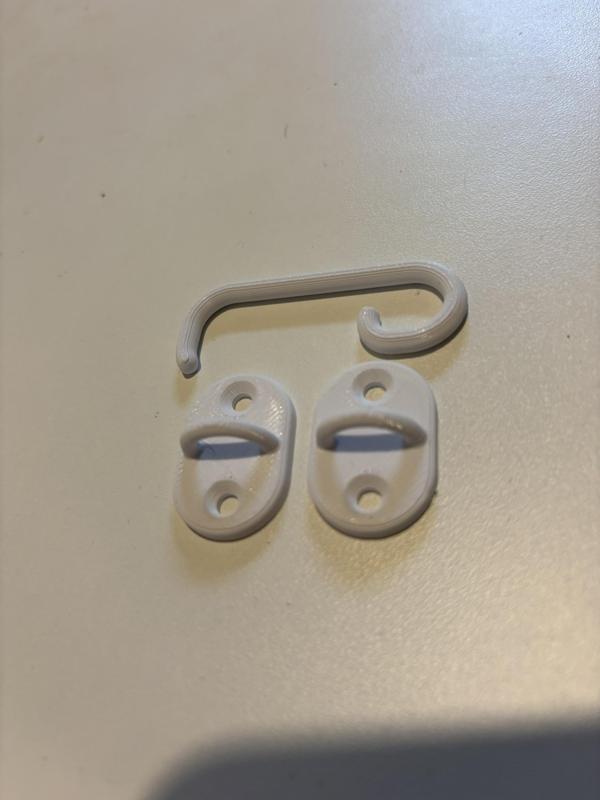 Sliding door lock hook