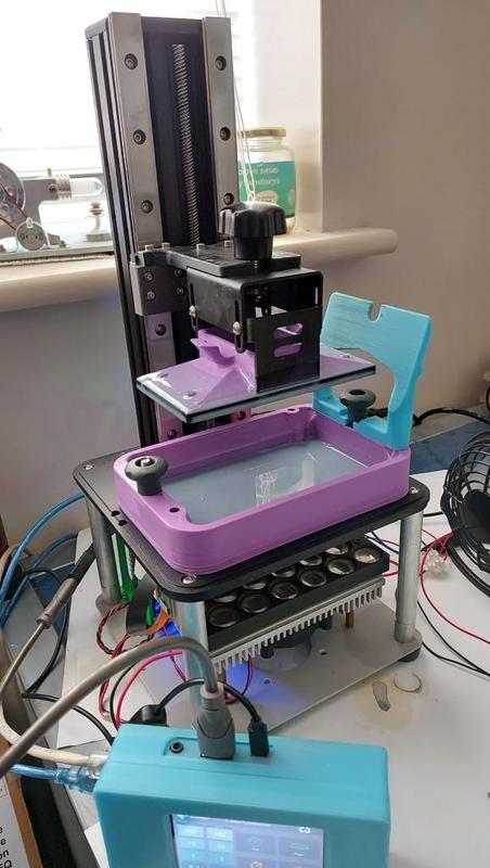 Wanhao D7 Tub & Level Aid, Now with Resin Drain Feature.