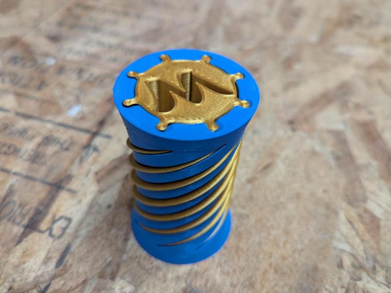 Spiral Fidget - Internal Letter M - Exposed Spiral