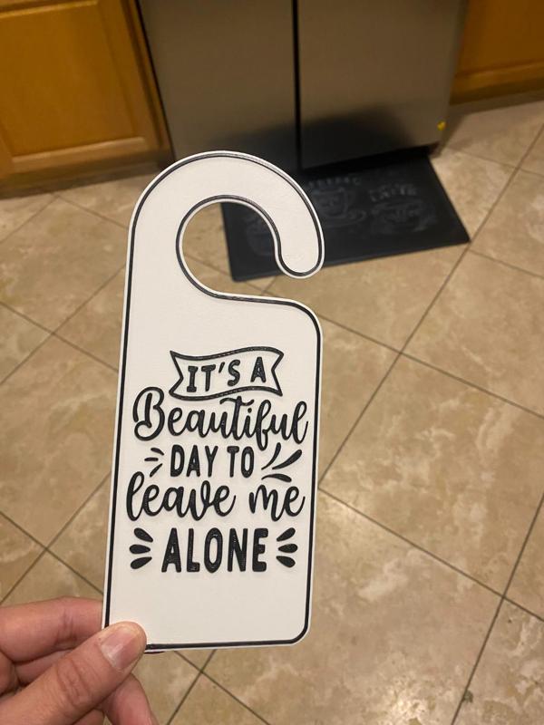 Doorknob Hanger (LEAVE ME ALONE)