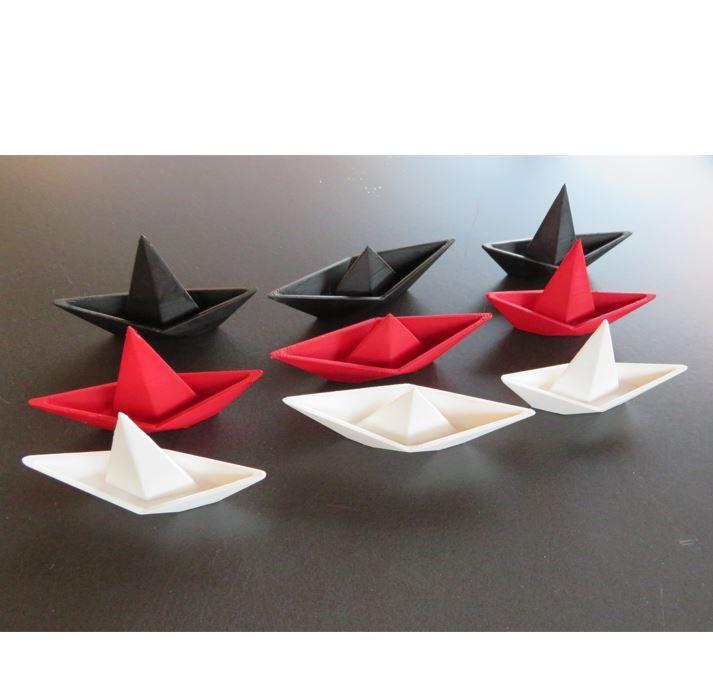 Kleines Segelschiff, hoher Masten, SCHIFF AHOI, ORIGAMI Boat, Paper Boat,DEKO SCHIFF, SHIP AHOY, DECO SHIP