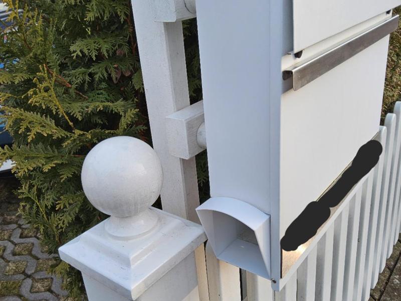 Canopy Newspaper Compartment Mailbox