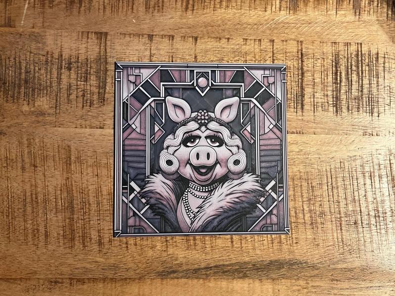 Art Deco - Miss Piggy