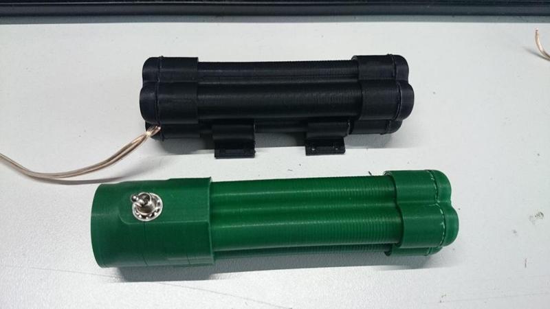 12v LED Flashlight / Battery Pack