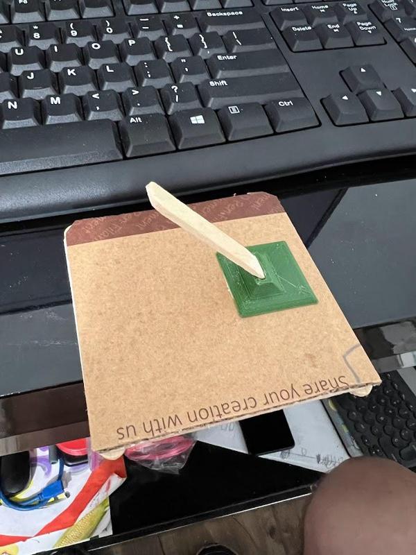 Portrait holder with 45 degree popsicle stick holder